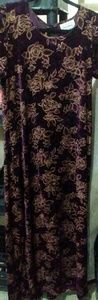Size Lrg long maxi dress with velvet feel